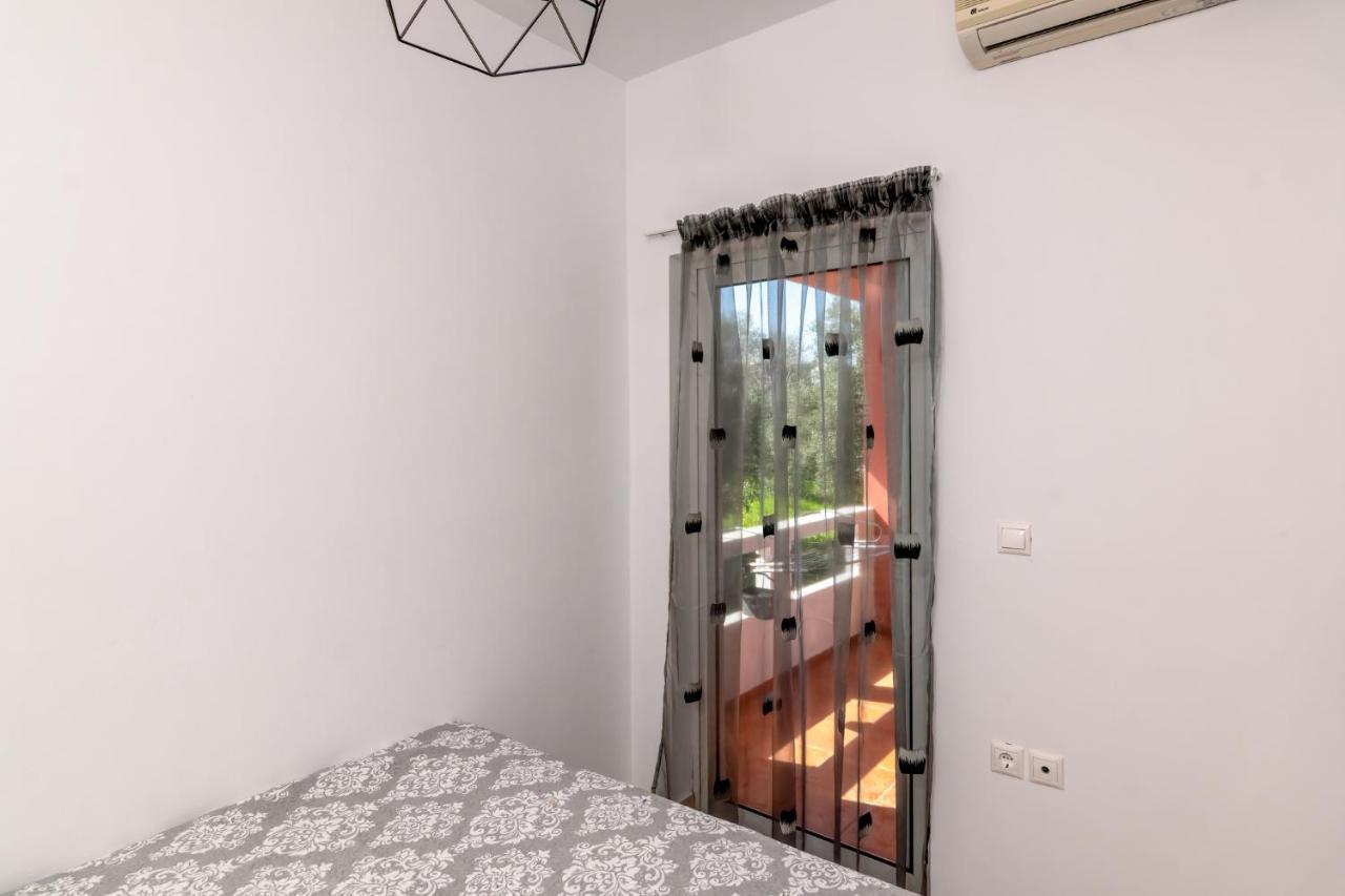 Agia  Bona'S Guest House מראה חיצוני תמונה