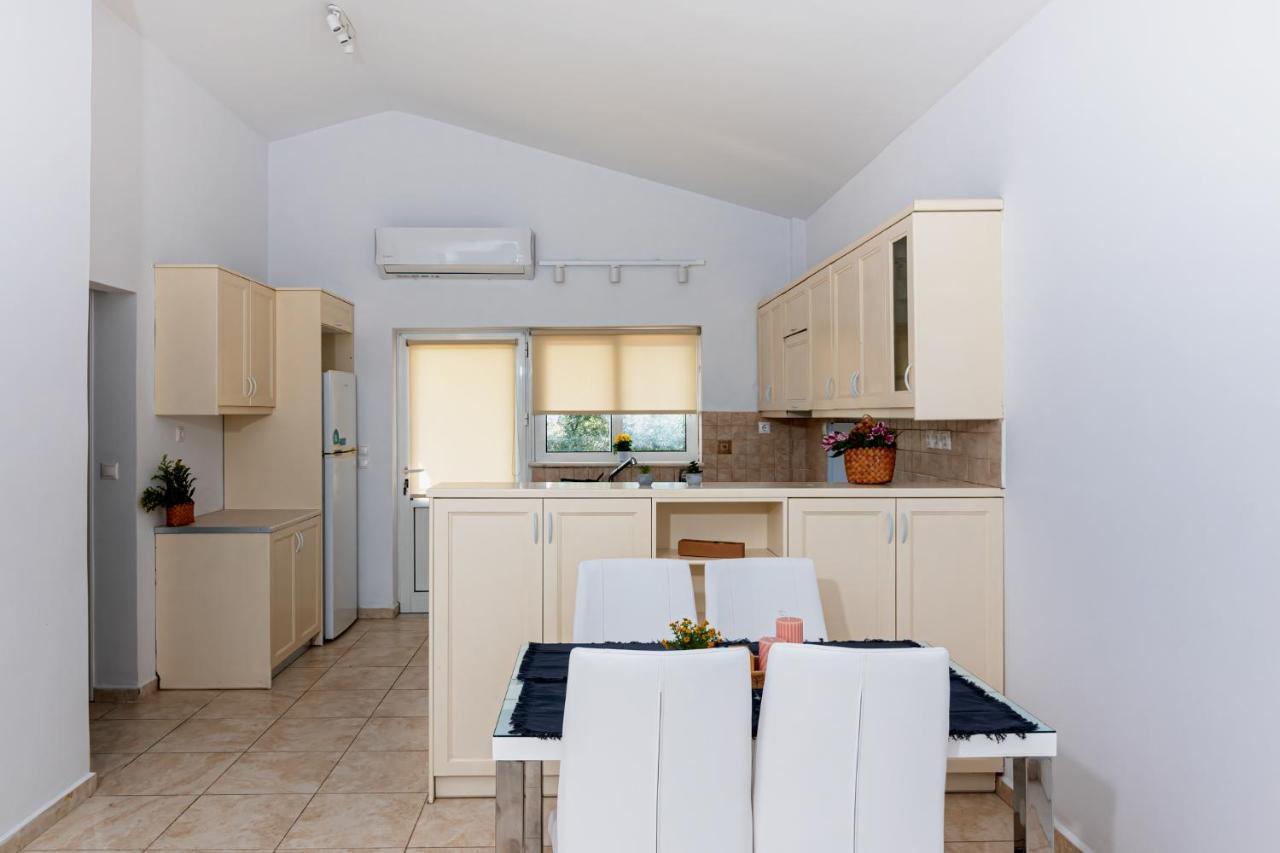 Agia  Bona'S Guest House מראה חיצוני תמונה