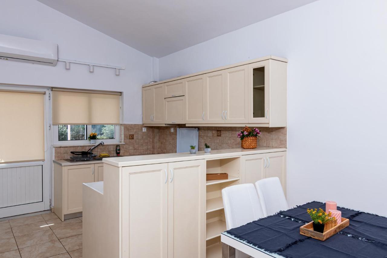 Agia  Bona'S Guest House מראה חיצוני תמונה